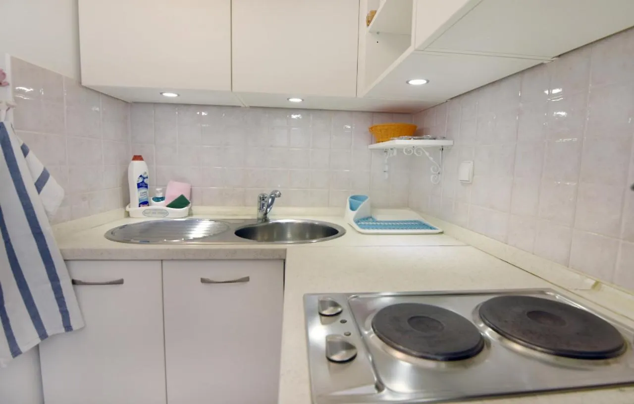 Apartments By The Sea Savudrija, Umag - 20295